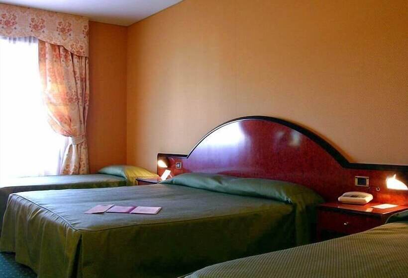 Номер Стандарт Трехместный, Grand Hotel Dei Cesari