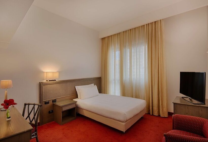 اتاق سوپریور یک تخته, NH Catania Centro
