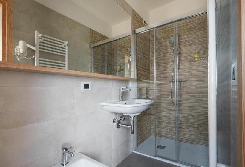 اتاق استاندارد, Relax Hotel Erica