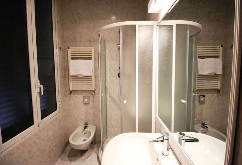 Chambre Triple Standard, Best Western Hotel Moderno Verdi
