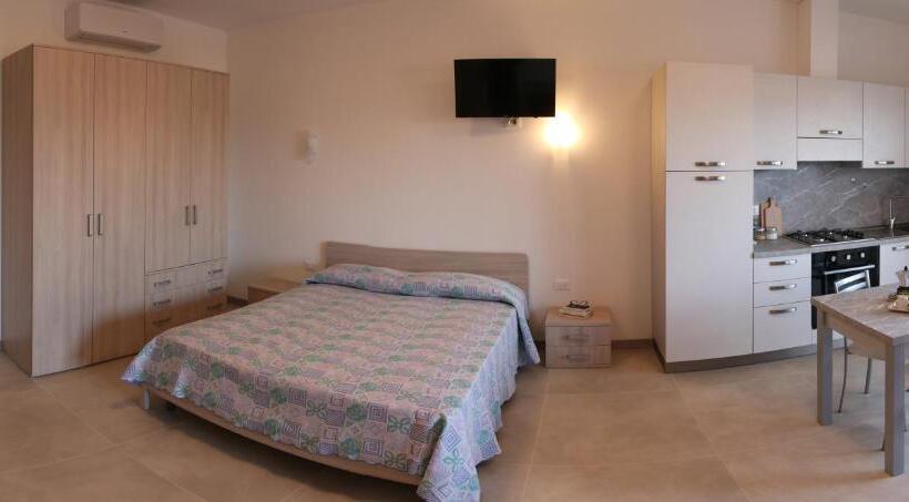 Студио Стандарт с Террасой, Residence Capinera