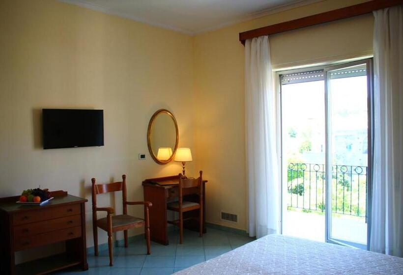 Quarto Estandar Vista Jardim, Terme Alexander