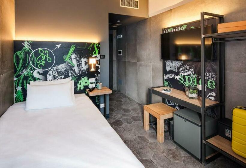 اتاق استاندارد یک نفره, Spice Hotel Milano