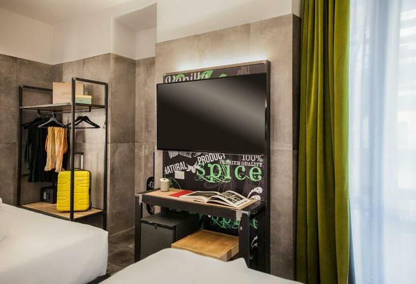 اتاق استاندارد چهار تخته, Spice Hotel Milano