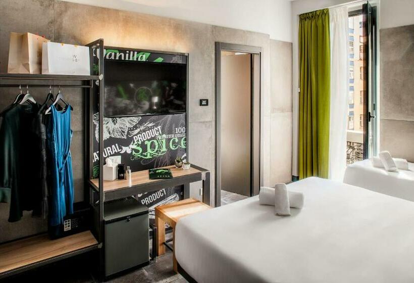 اتاق استاندارد سه تخته با بالکن, Spice Hotel Milano