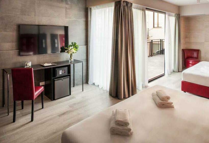 اتاق سوپریور چهار تخته, Spice Hotel Milano