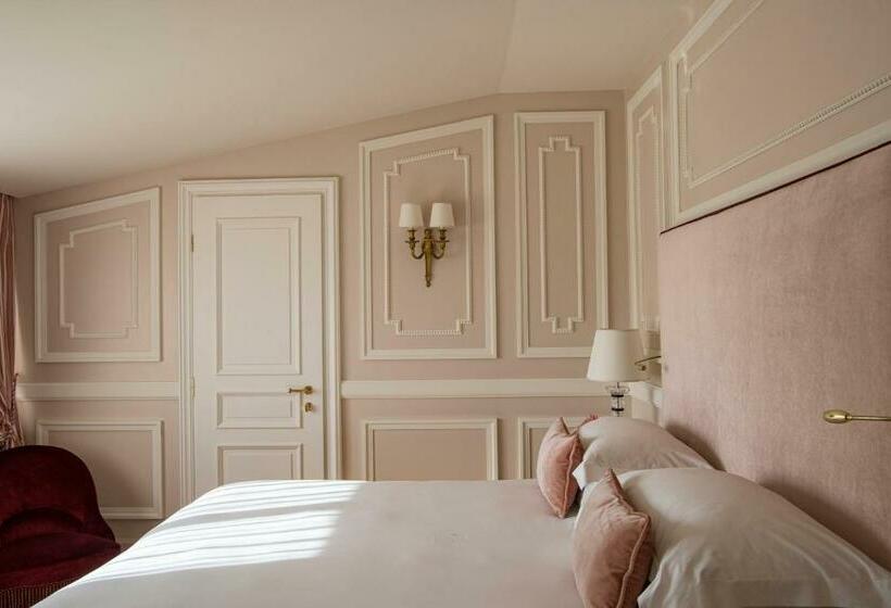 Camera Deluxe, D’inghilterra Roma – Starhotels Collezione