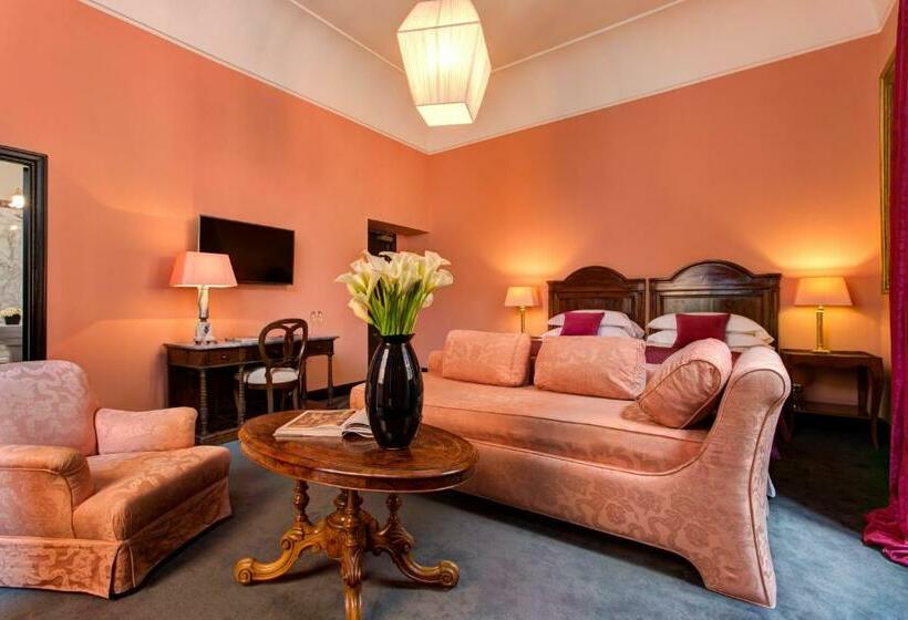 Suite Junior, D’inghilterra Roma – Starhotels Collezione