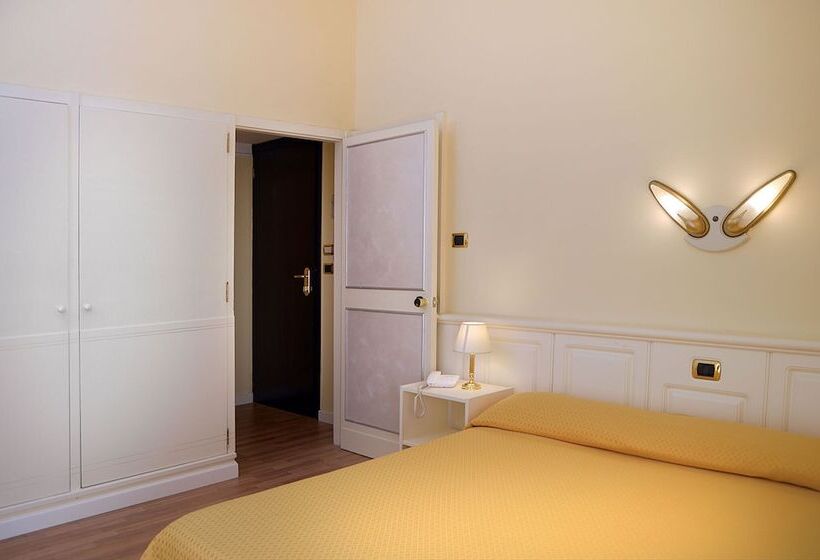 スタンダードルーム, Ambasciatori Palace