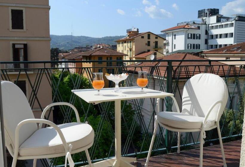 クラシックルーム, Ambasciatori Palace