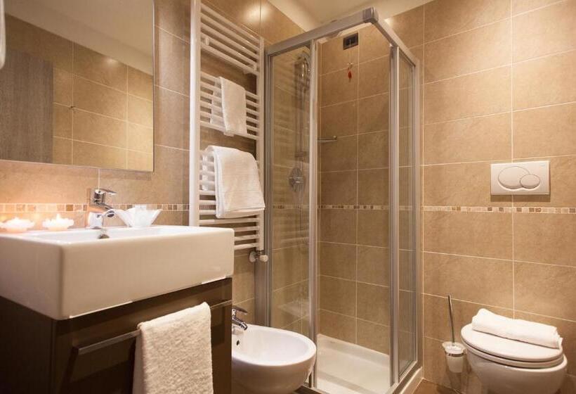 Номер Стандарт Индивидуальный, Portici  Romantik & Wellness