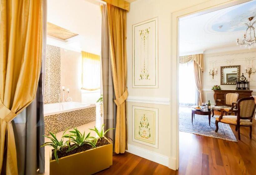 סוויטה נשיאותית, Radisson Blu Ghr , Rome