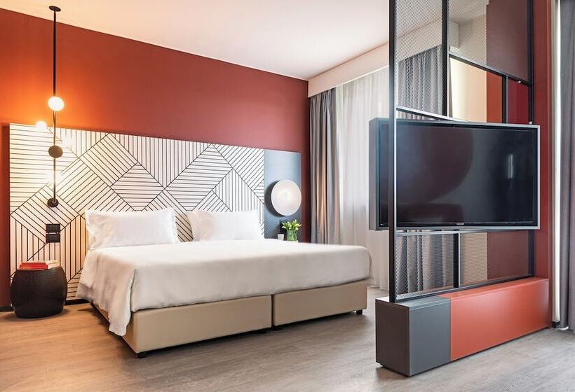 سوییت جونیور, Quark Hotel Milano