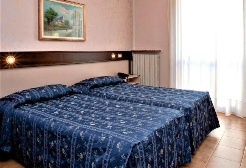 スタンダードルーム, Bes Hotel Papa San Pellegrino Terme