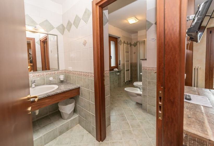 اتاق استاندارد, Gran Baita