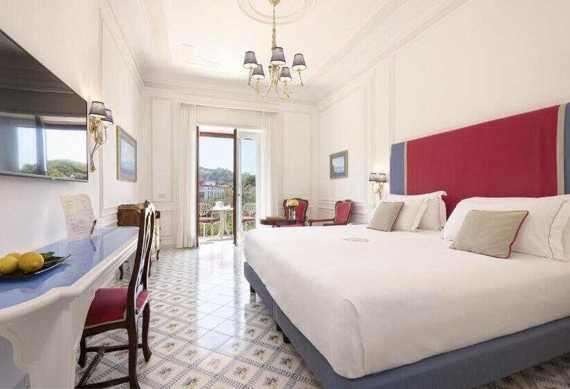 带阳台的豪华间, Grand Hotel Ambasciatori