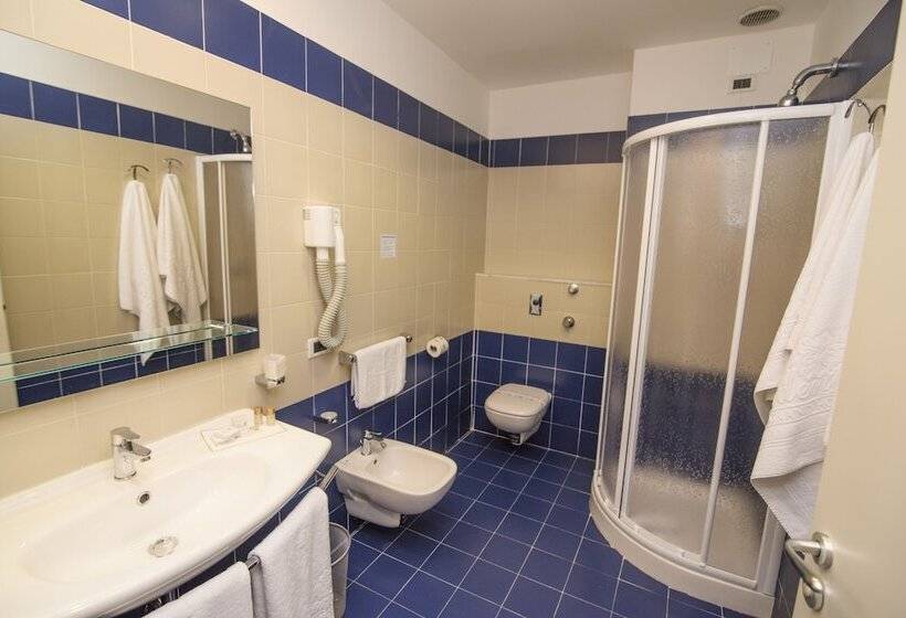 Номер Стандарт, Grand Hotel President