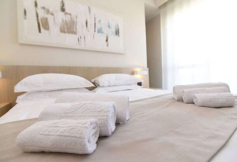 Номер Deluxe, Grand Hotel President