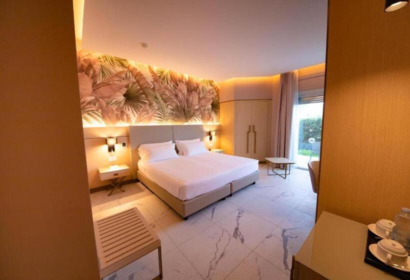 Номер Премиум, Labranda Rocca Nettuno Tropea