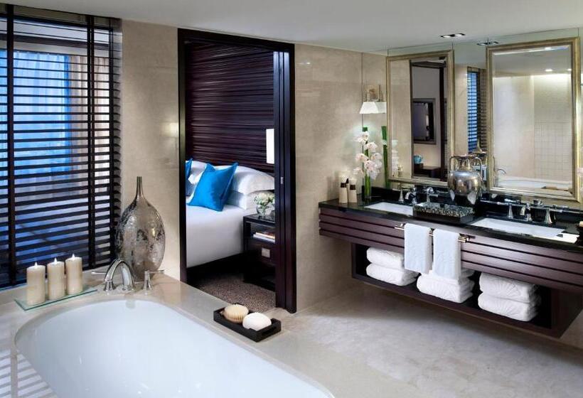 クラブスイート, Mandarin Oriental Jakarta