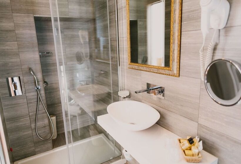 Suite, Metropole