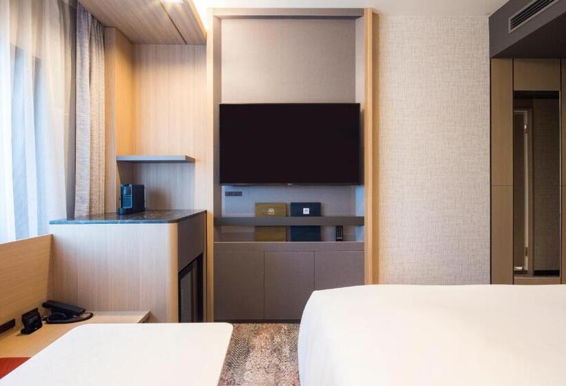 Номер Superior, Metropolitan Edmont Tokyo