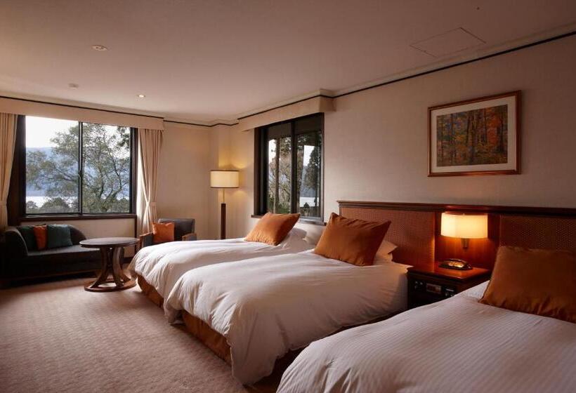 스탠다드 트리플 룸 가든 전망, Odakyu Hotel De Yama