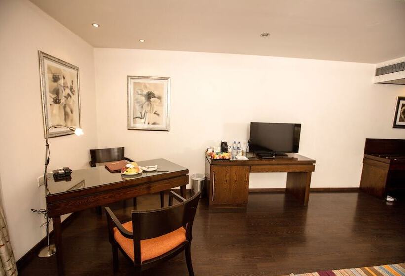 جناح إدارى, Southern Star Mysore