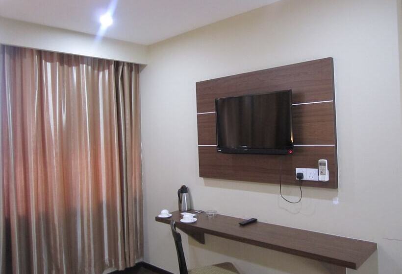 اتاق لوکس, Garden Inn