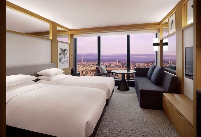 스탠다드 룸 강 전망, Grand Hyatt Seoul