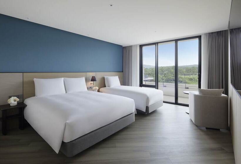 Номер Deluxe, Parnas Hotel Jeju