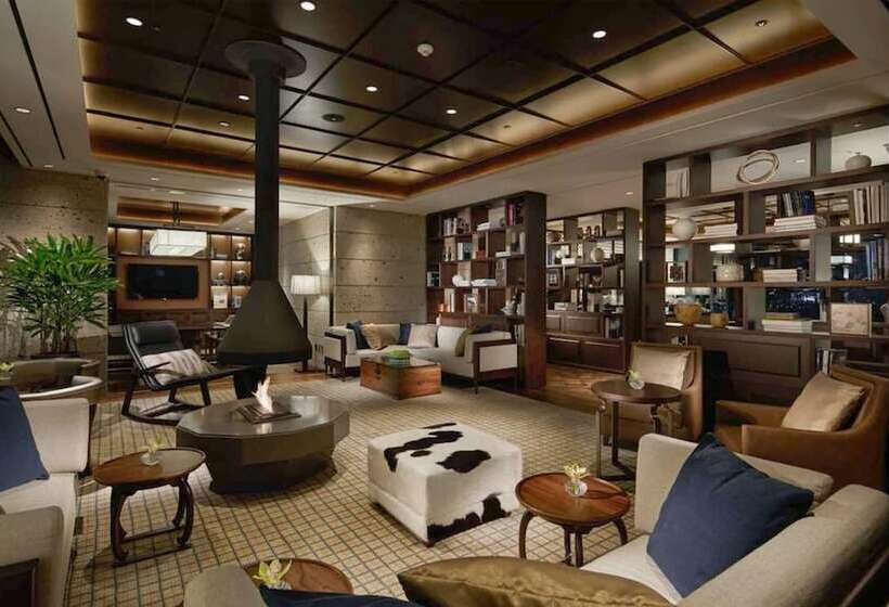 Королевский Люкс, Royal Hotel Seoul