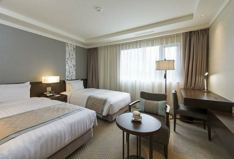 Номер Deluxe, Royal Hotel Seoul