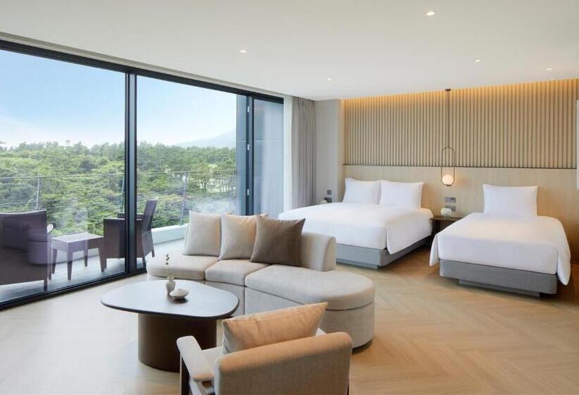 Семейный Номер, Parnas Hotel Jeju