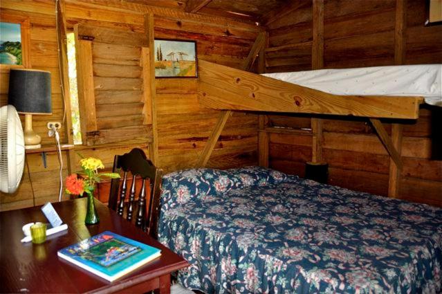 Standard Room Garden View, Secret Cabins At Firefly Beach