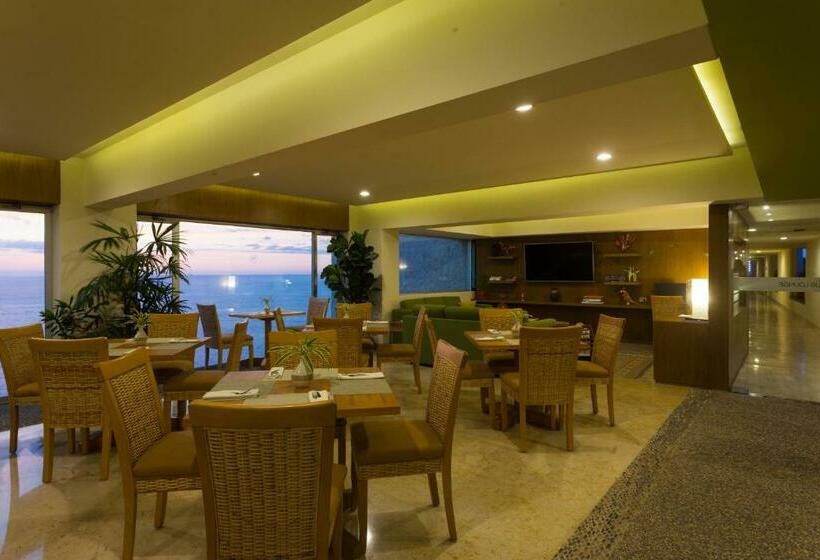 Quarto Club Cama King, Sheraton Buganvilias Resort & Convention Center