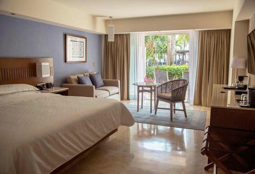 Quarto Standard Piso Térreo, Sheraton Buganvilias Resort & Convention Center