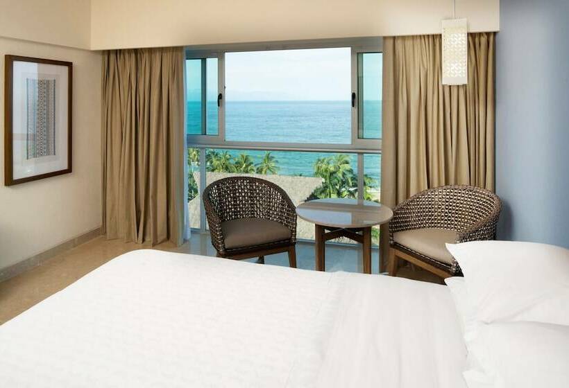 Quarto deluxe vista mar, Sheraton Buganvilias Resort & Convention Center