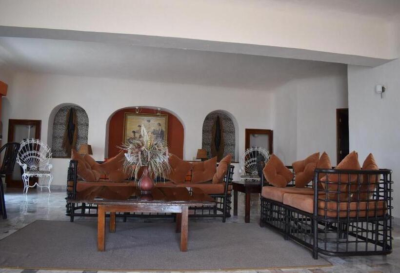 Junior Suite z Tarasem, Villablanca Garden Beach