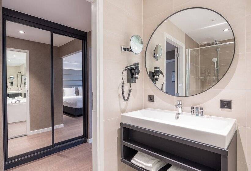 Полулюкс, Boutique Hotel Corona