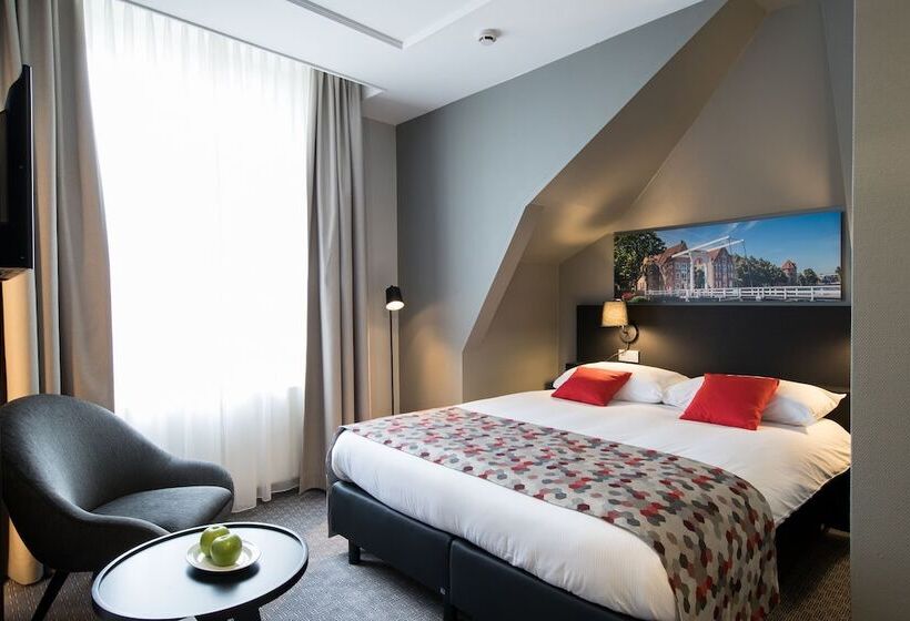 Классический Номер, Bilderberg Grand Hotel Wientjes