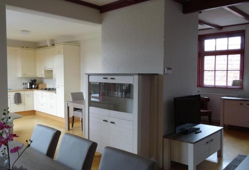 Apartamento 3 Quartos, Café Restaurant De Posthoorn