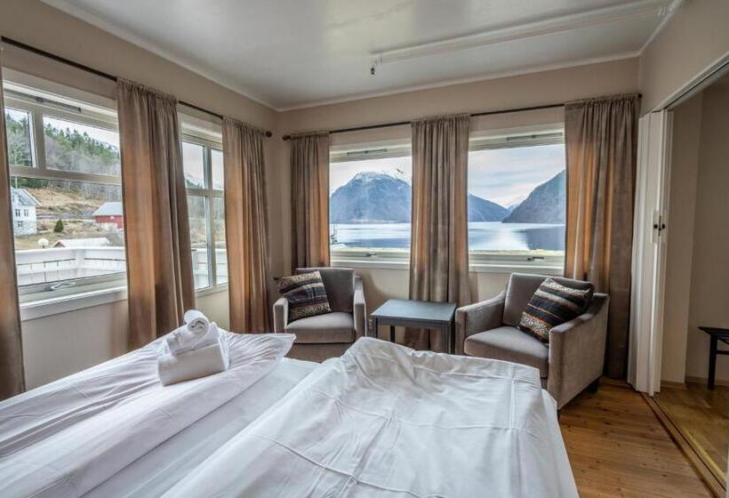 Номер Комфорт, Dragsvik Fjord