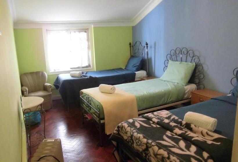 Quarto Triplo Estandar, Hostel The White Butterfly