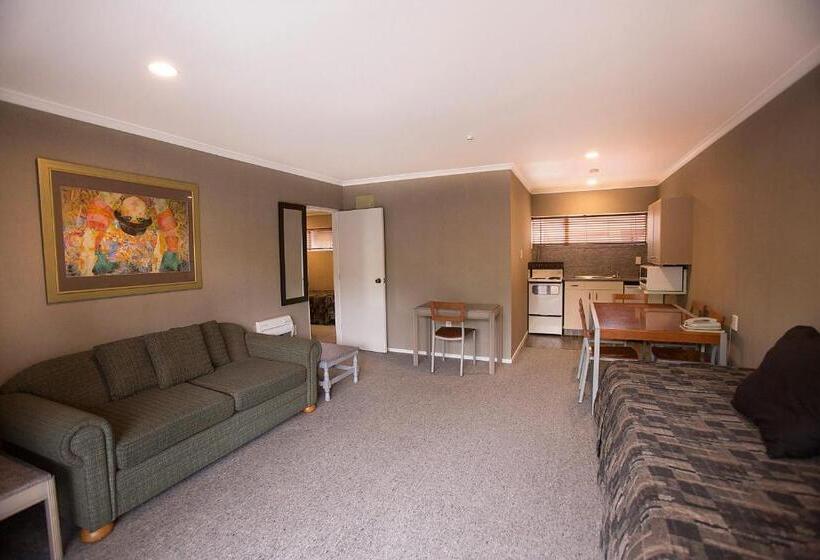 Семейный Номер, Distinction Coachman Hotel, Palmerston North