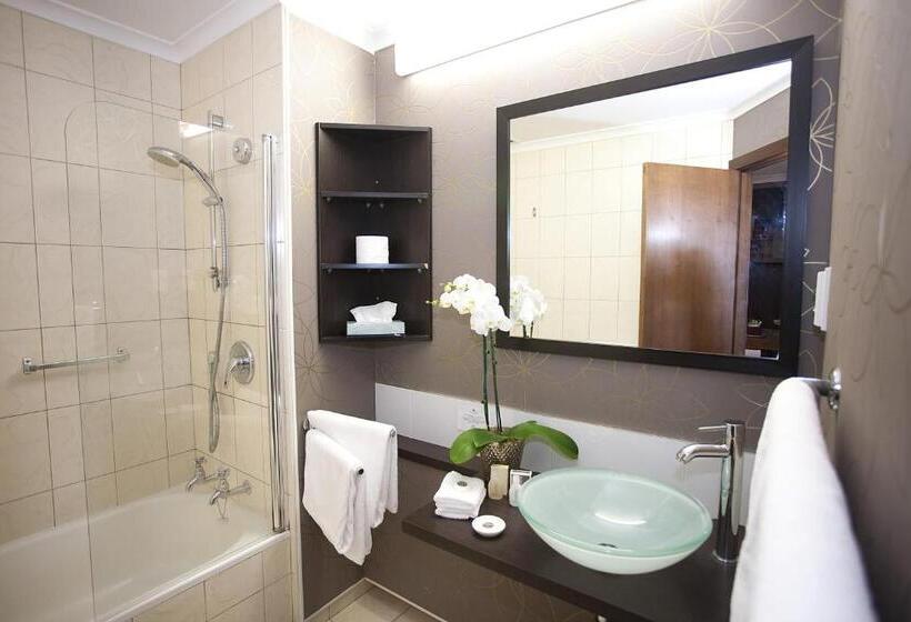 Номер Стандарт, Distinction Coachman Hotel, Palmerston North
