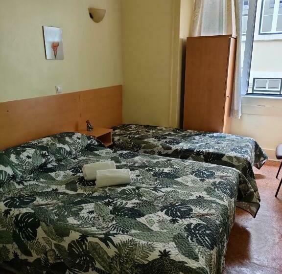 Quarto Triplo Estandar, Alojamento Local Pensão Rossio