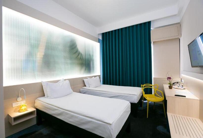 Номер Стандарт, Ibis Styles Dunarea Galati