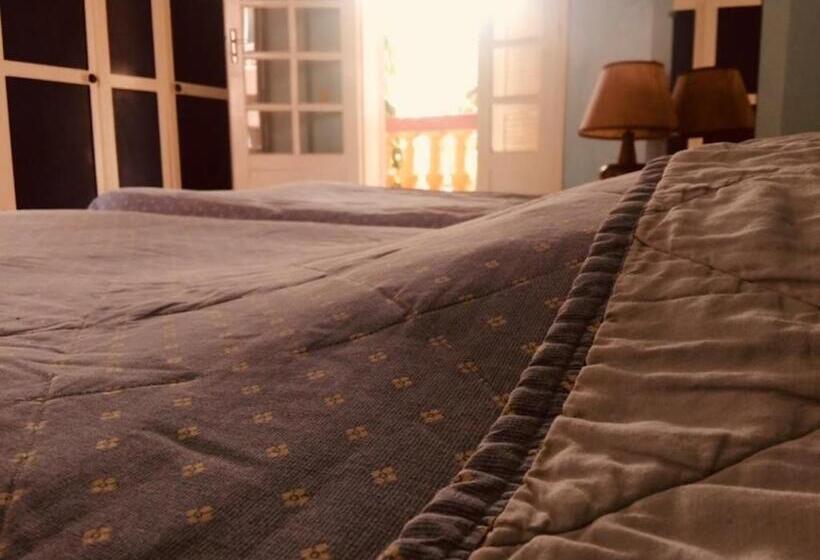 اتاق استاندارد سه نفره, Hôtel Saint Louis Sun Dakar