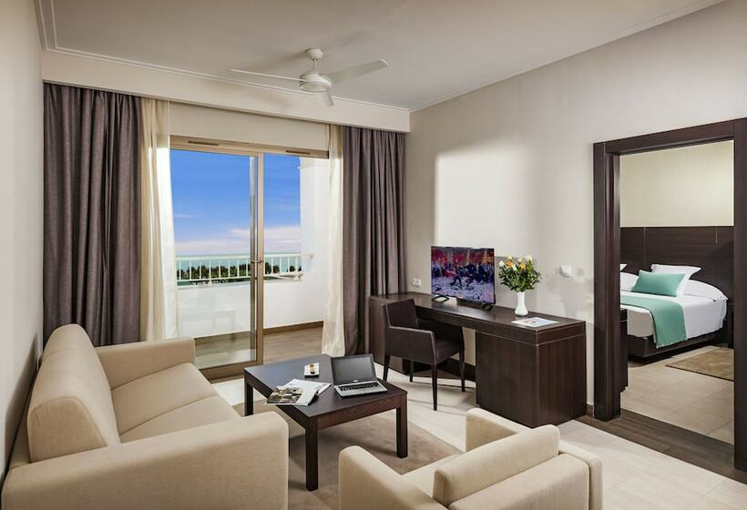 주니어 스위트, Concorde Green Park Palace